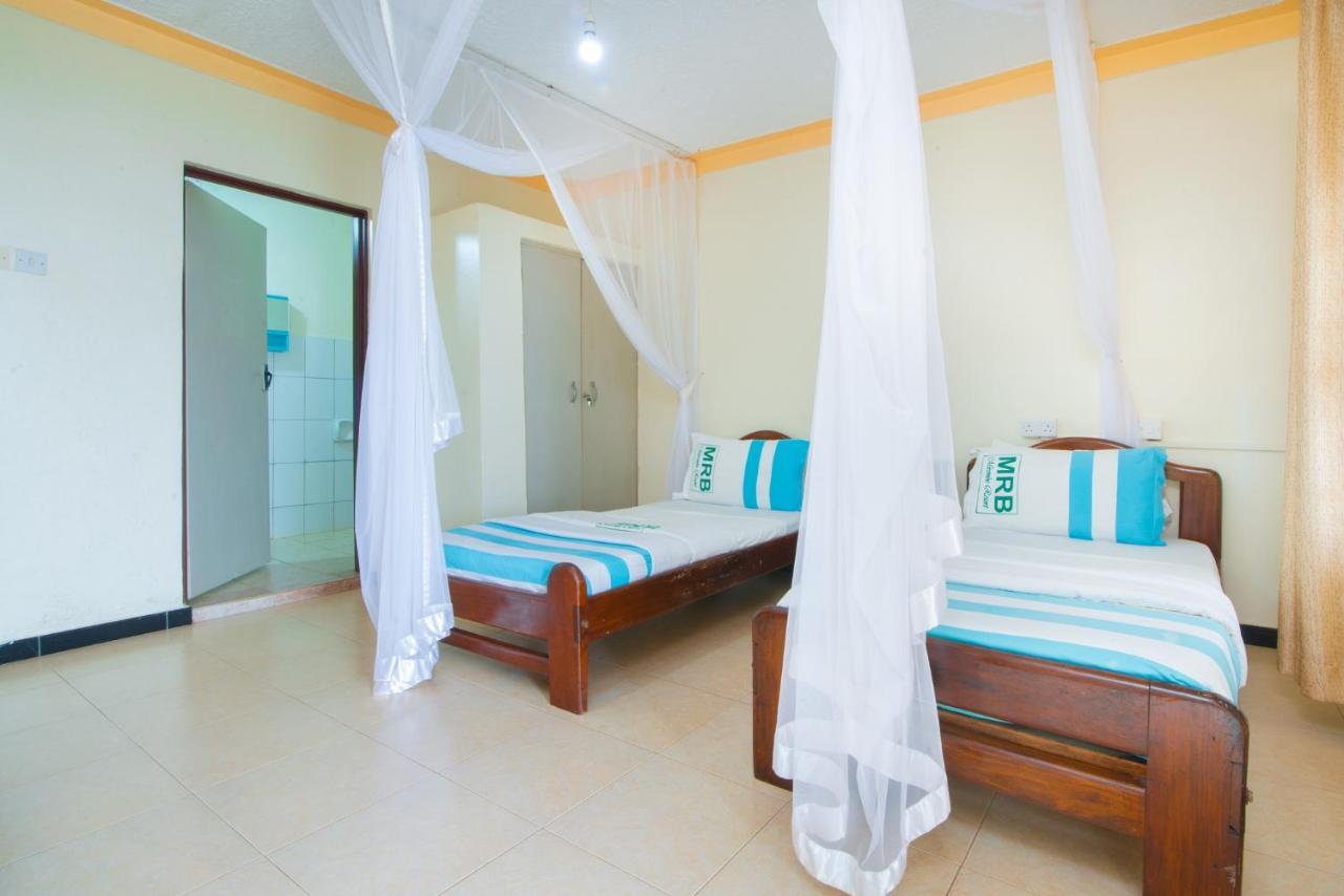 Mirembe Resort Beach Hotel Ssese Kalangala Exterior foto